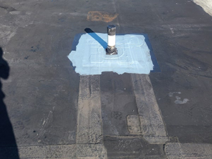 Flat Roof Caulkin